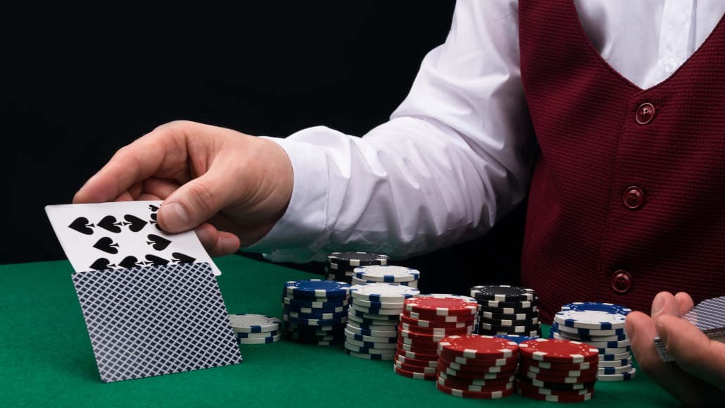 Poker Dealer Salary: How Much Can You Really Earn?