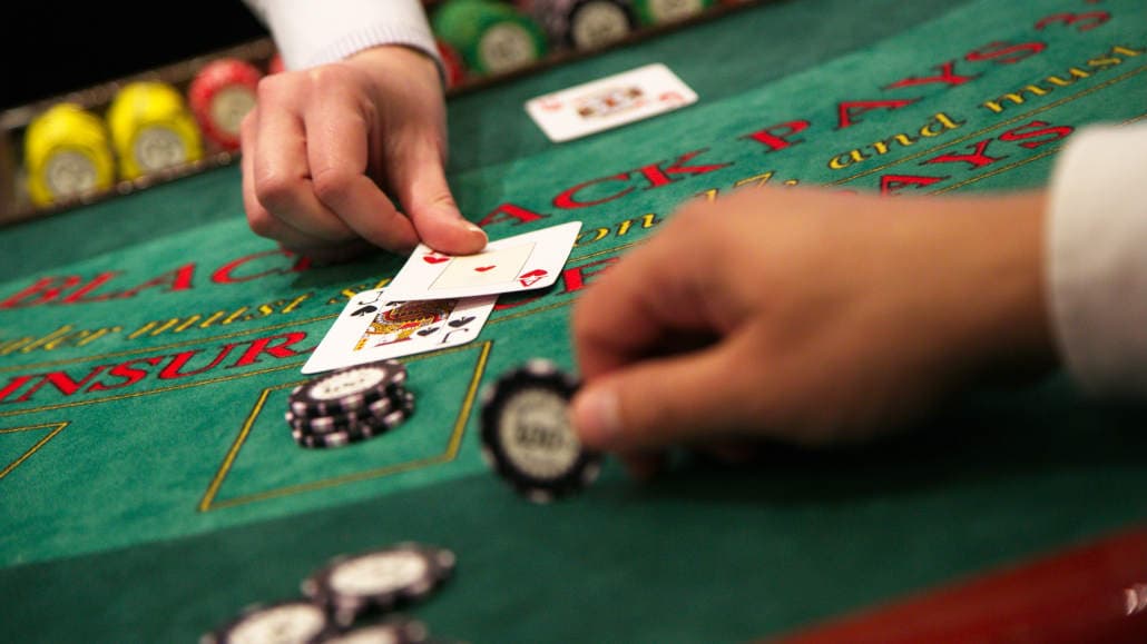 Master Basic Blackjack Strategy to Win More Consistently