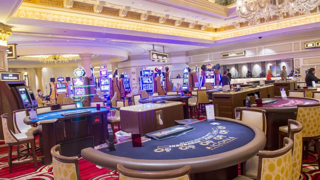 Blackjack Cheat Sheet: Master Basic Strategy (Printable)