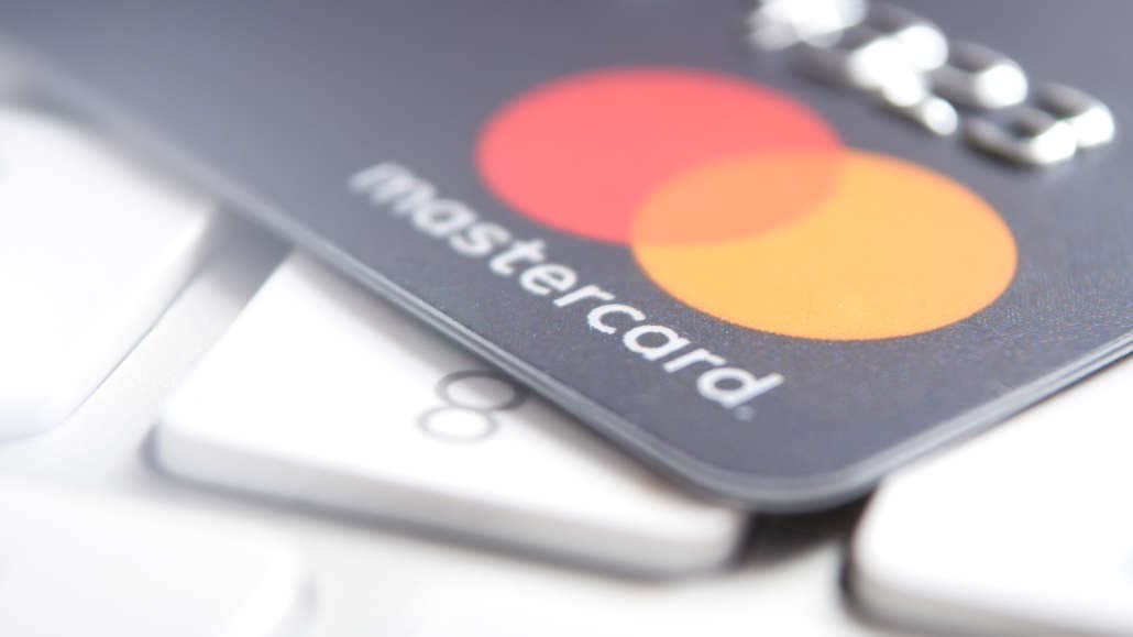 CQUniversity Study: Online Betting Limits Curb Problem Gambling