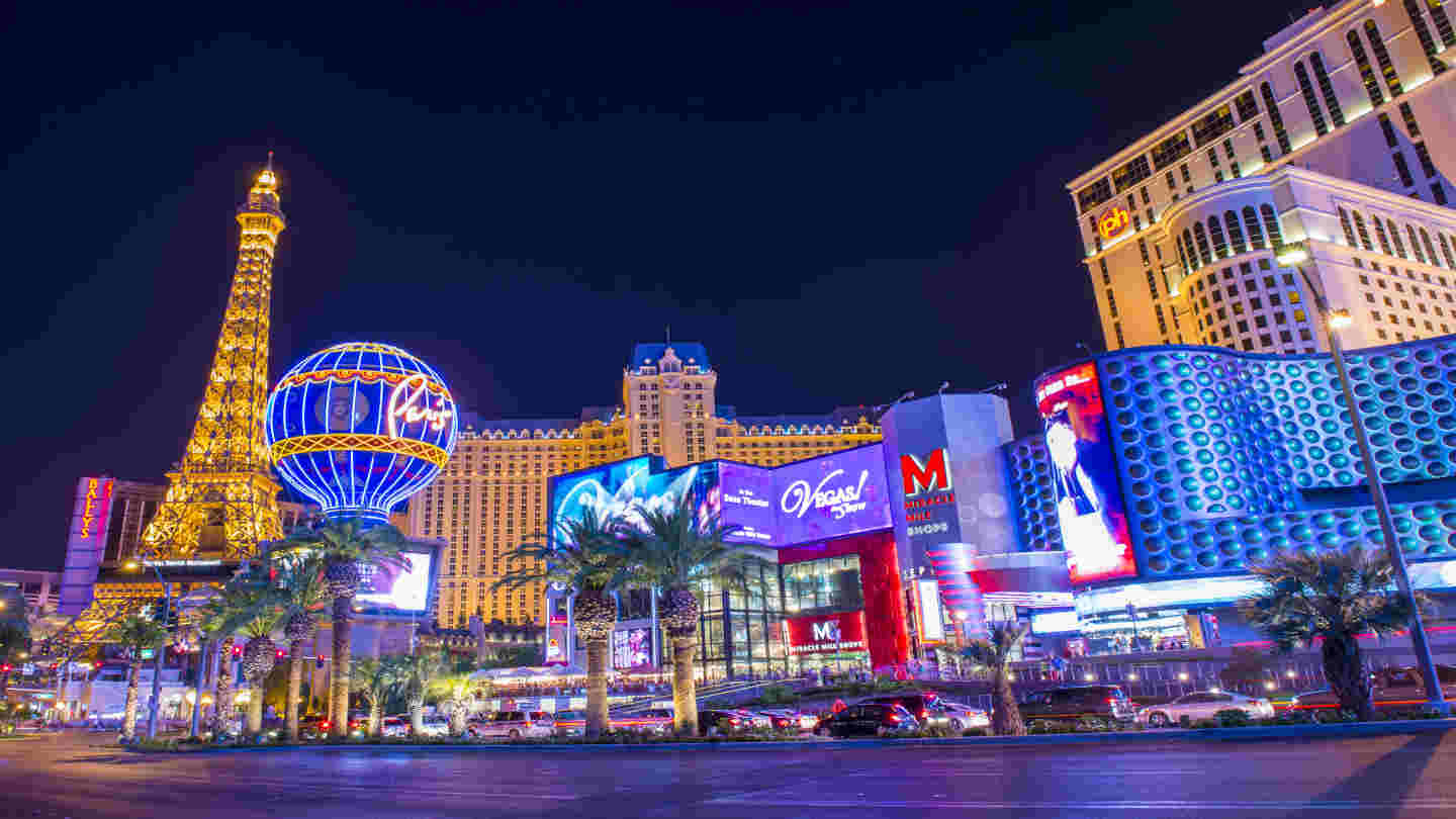 Crypto Gambling in Las Vegas & Macau: What's Next?