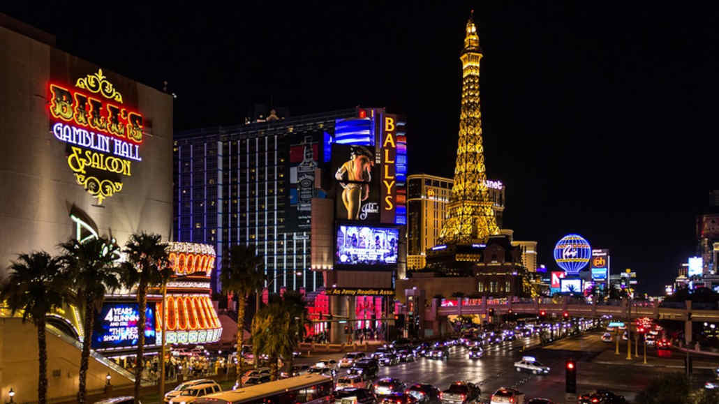 First Time at a Casino: 8 Essential Tips for Beginners