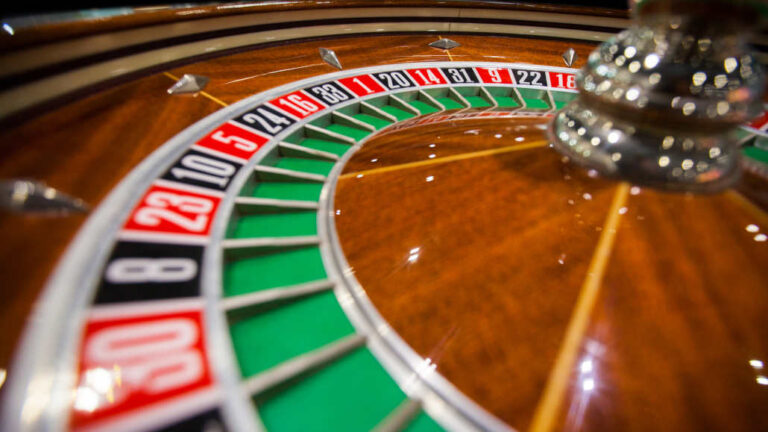 online european roulette wheel