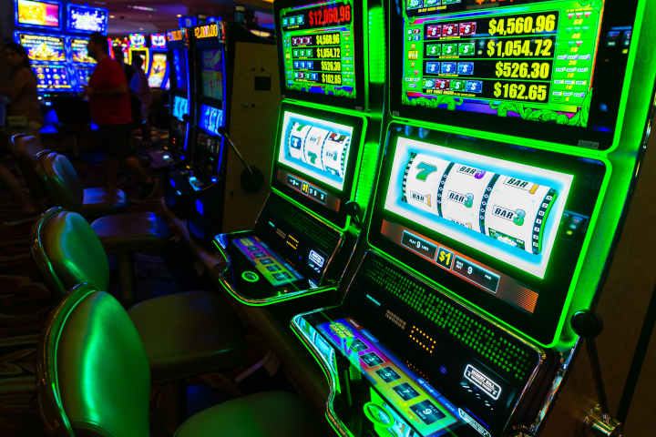slot machines for sale in the uk