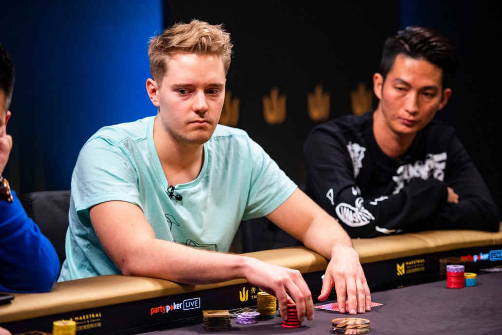Linus Loeliger poker player