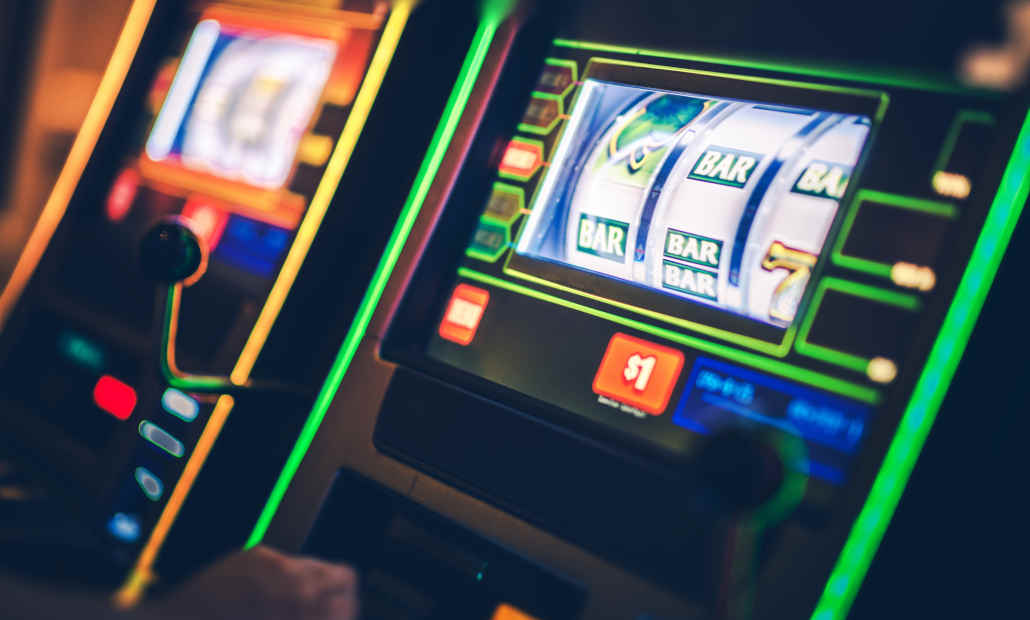 how to manipulate slot machines