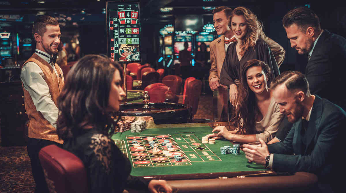 igaming and traditional casinos