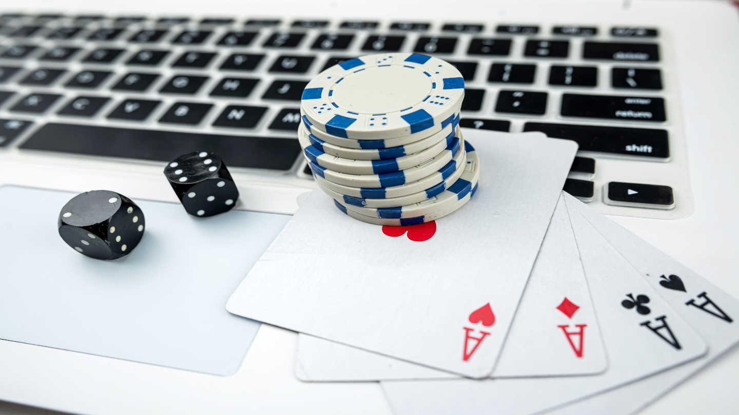 Where to Play Online Poker in Michigan