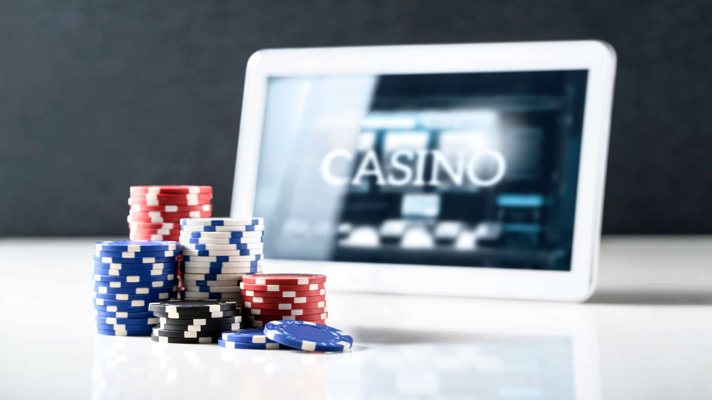 The Irresistible Allure of Online Gambling